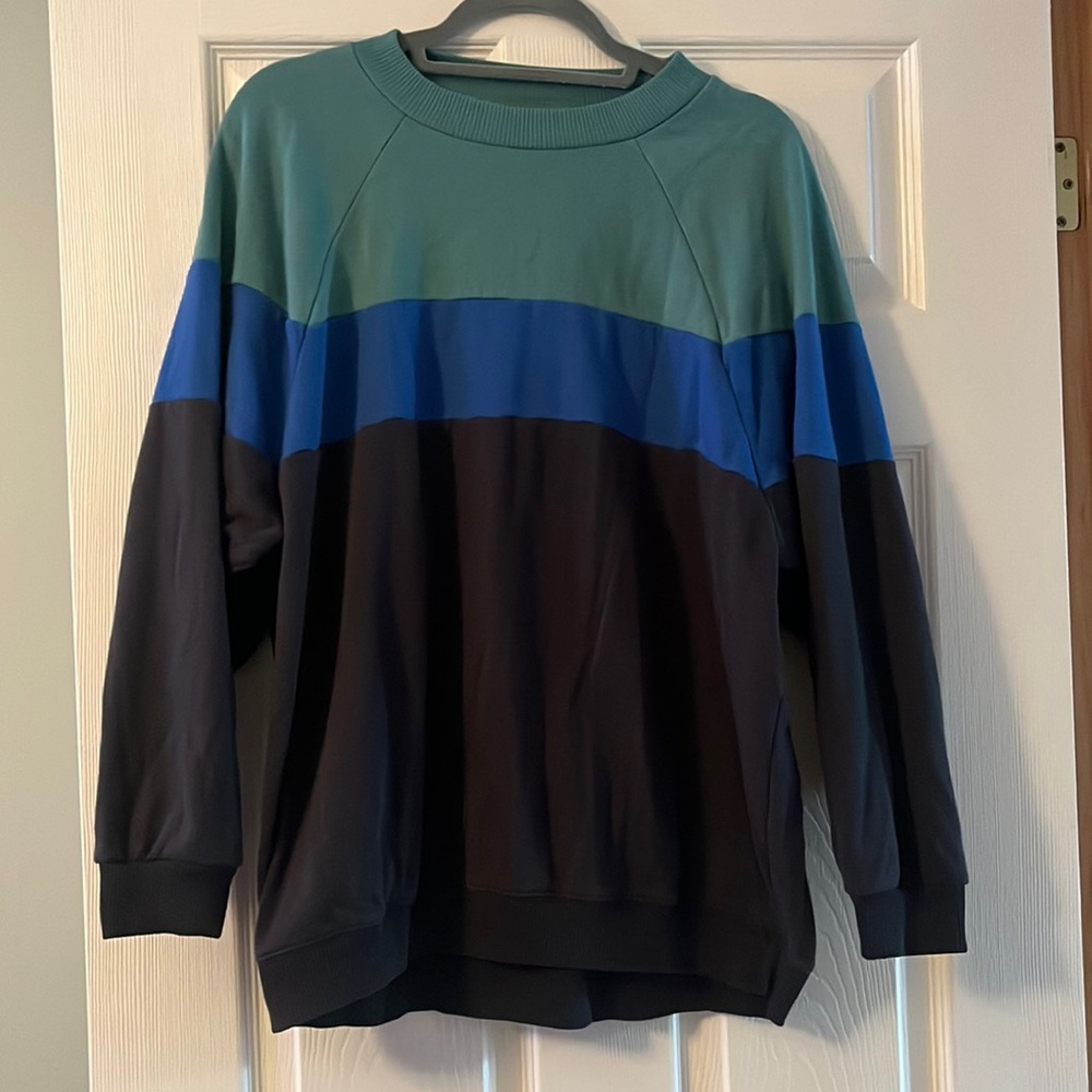 American Eagle Crew Neck